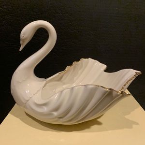 Lenox Swan bowl
